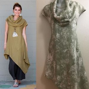 Bryn Walker LinenTunic in Sage & Oyster. NWOT